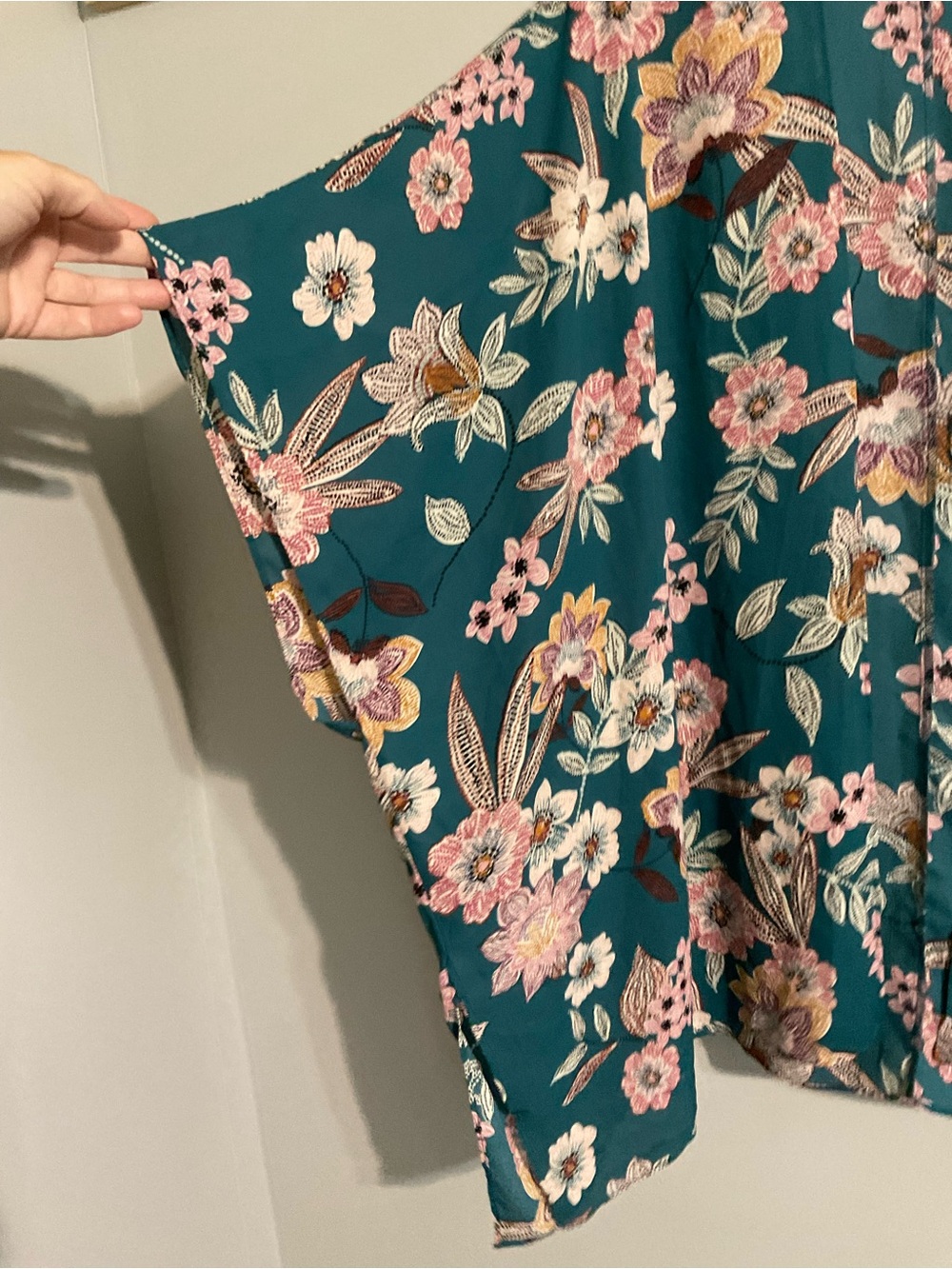 Maurices Teal Floral Kimono Open Front Shrug/Cover Up - One Size - Picture 2 of 8